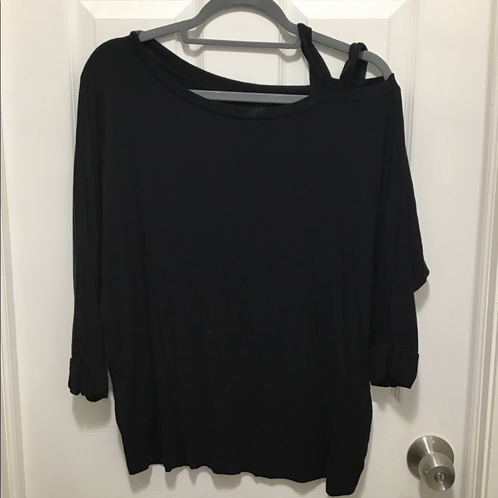 Black off shoulder T